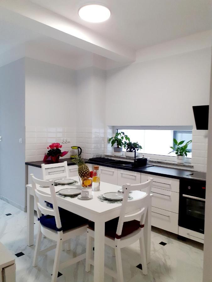 דירות Bielany Wrocławskie Willa Na Bielanach מראה חיצוני תמונה